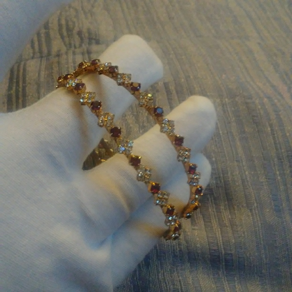 Vintage Beautiful red and white stone bangles!